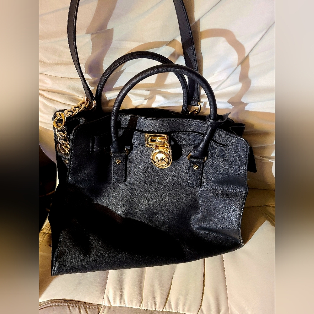 MICHEAL KORS HAMILTON SAFFIANO  LEATHER SATCHEL BAG